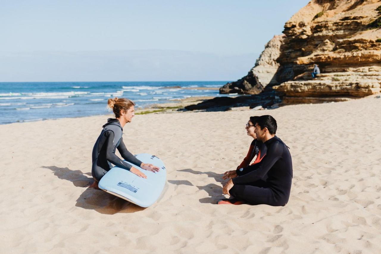 Laneez Ericeira Surf House Hostel ภายนอก รูปภาพ