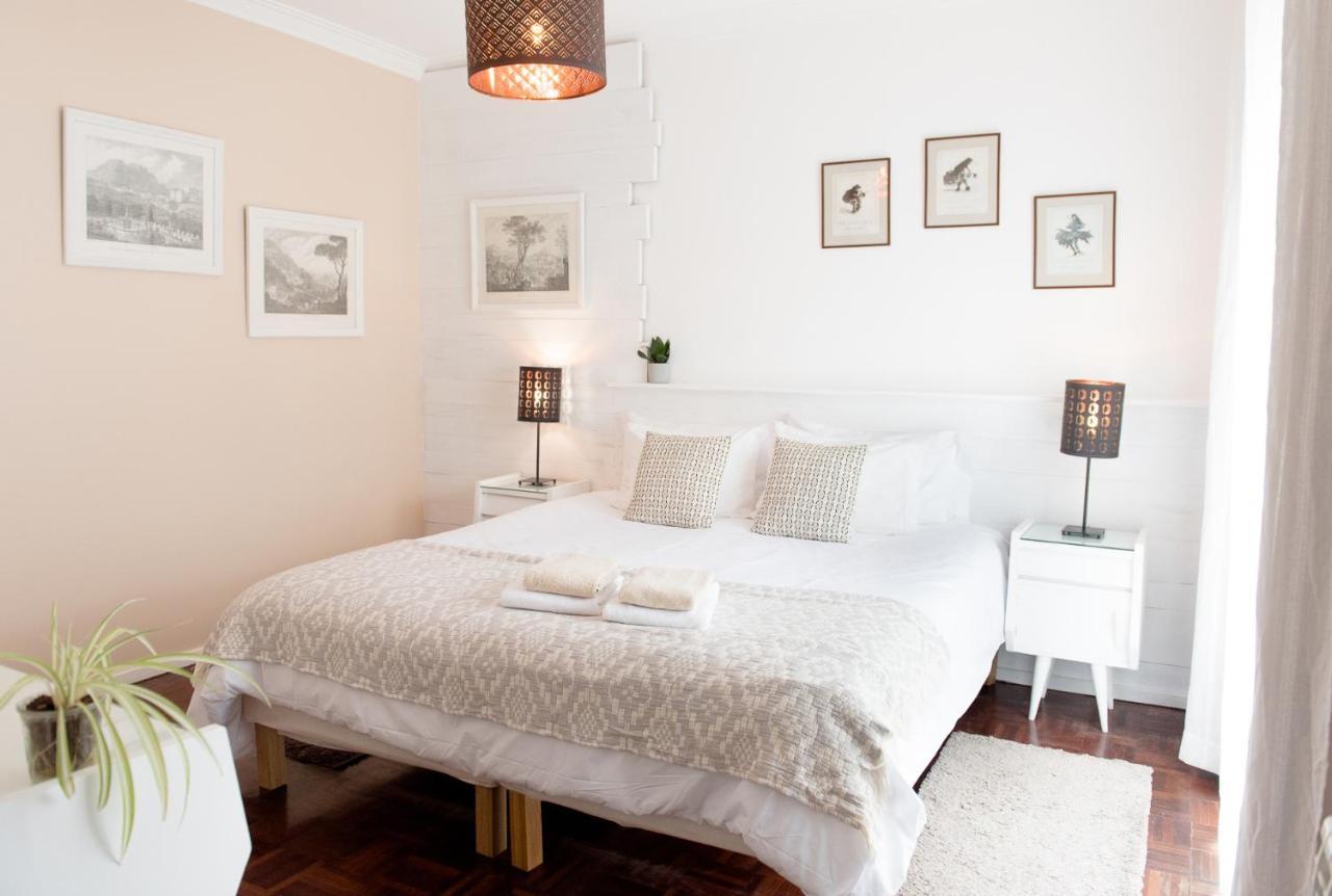Laneez Ericeira Surf House Hostel ภายนอก รูปภาพ