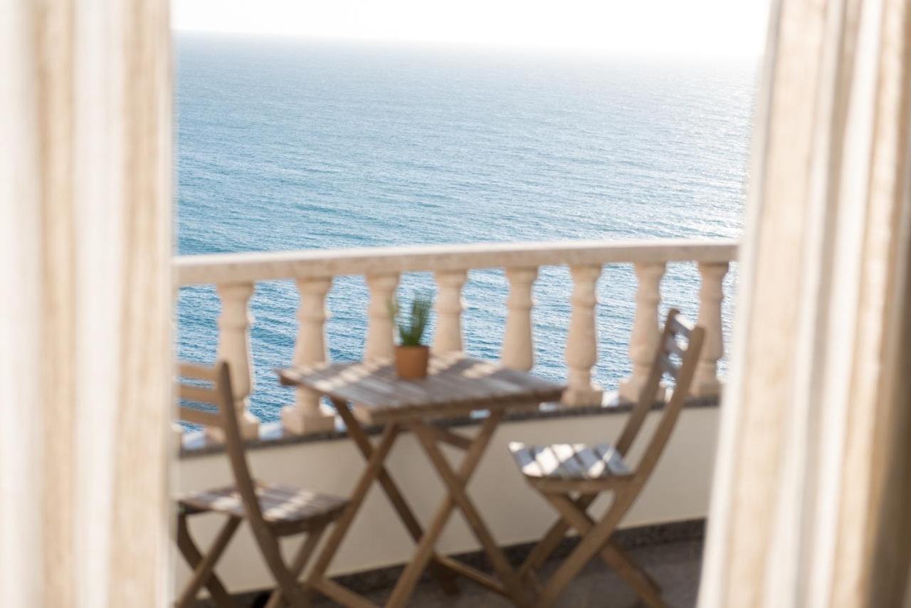 Laneez Ericeira Surf House Hostel ภายนอก รูปภาพ